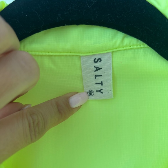Salty Neon Yellow Longline Zip-Up Windbreaker Jacket – Size S/M - Picture 4 of 14